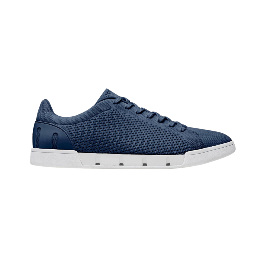 swims navy breeze